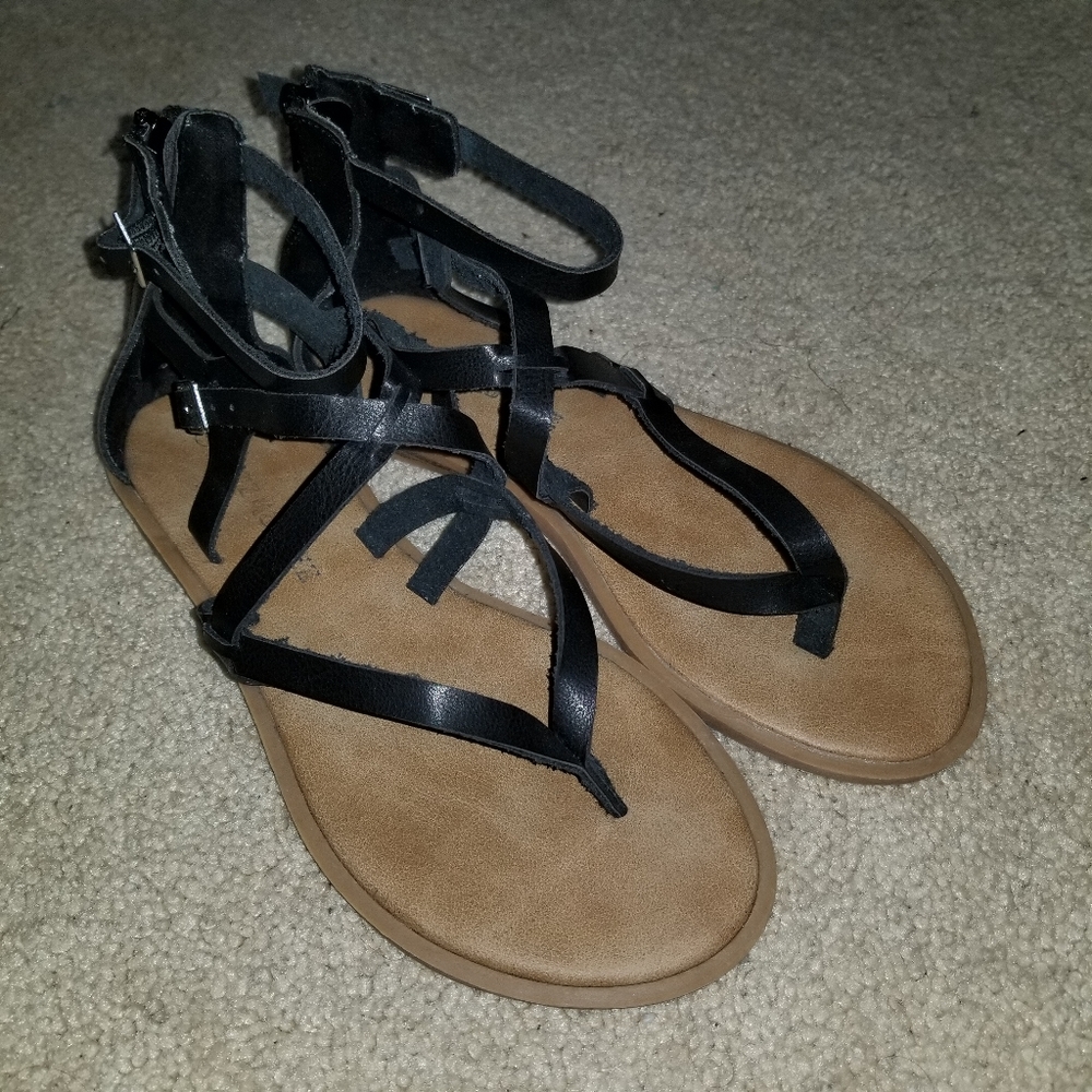 RazzMatazz | Black Sandals